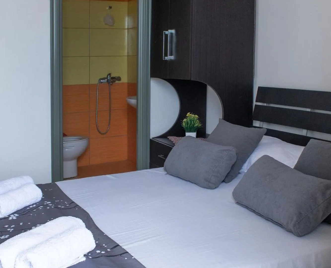 Vlora Sea Side Apartment